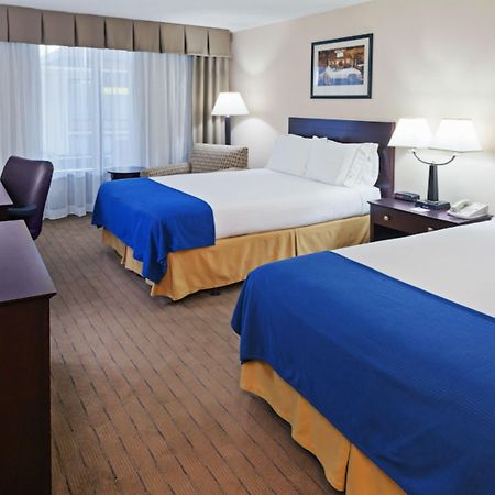 Holiday Inn Express Little Rock-Airport By Ihg Exterior photo