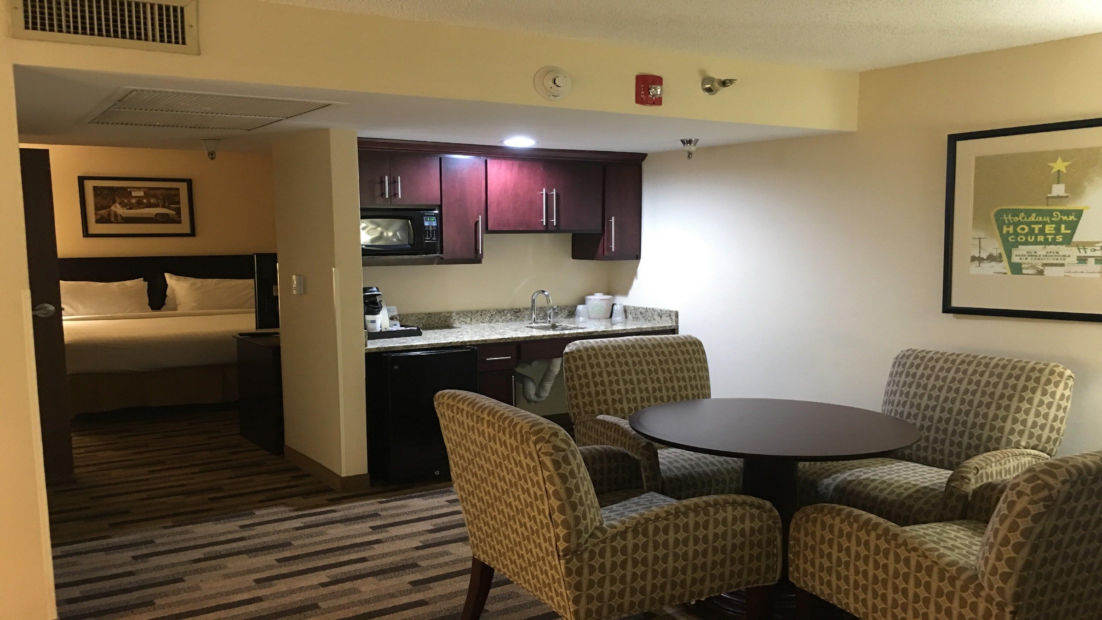 Holiday Inn Express Little Rock-Airport By Ihg Exterior photo