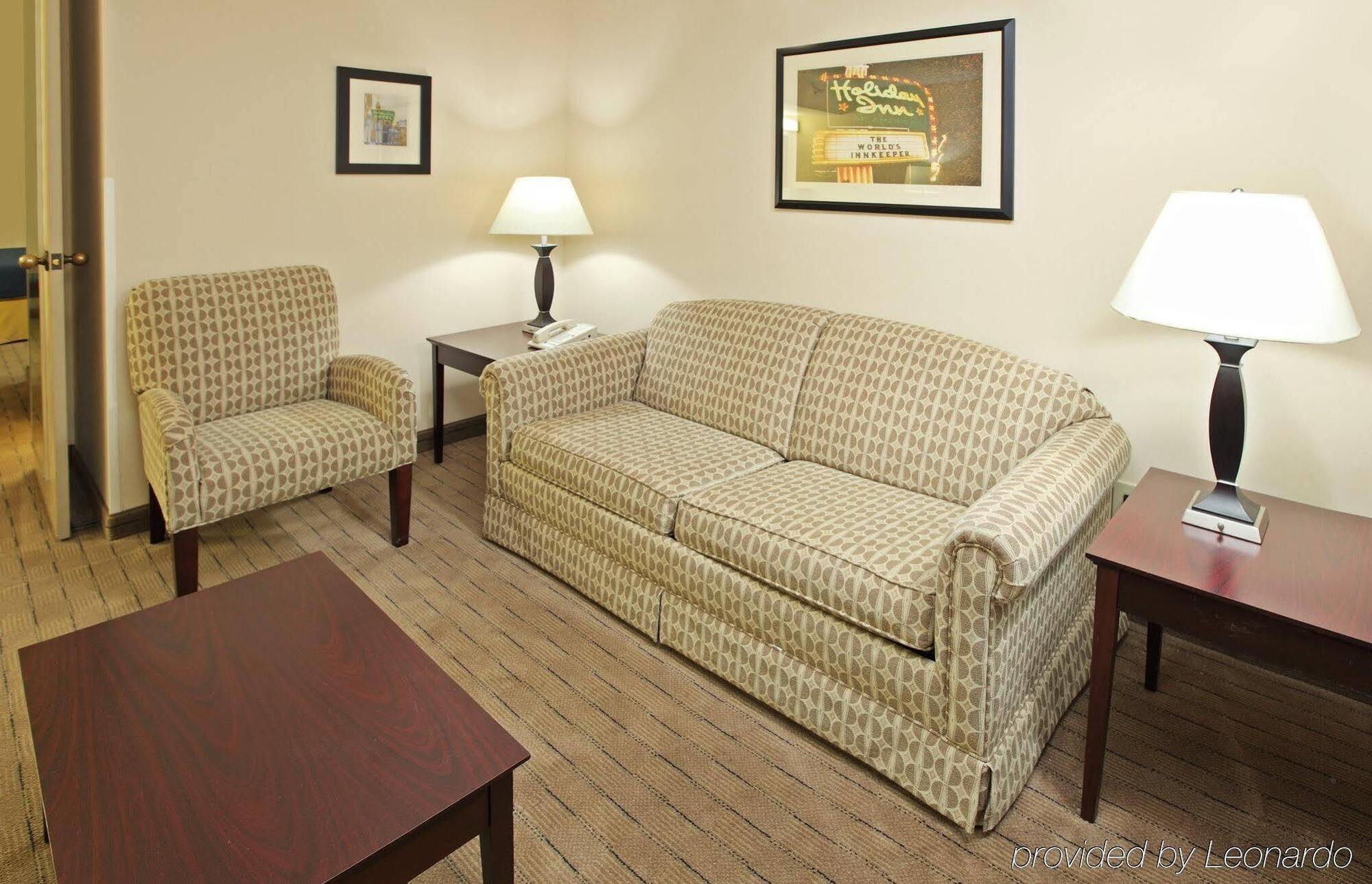 Holiday Inn Express Little Rock-Airport By Ihg Exterior photo